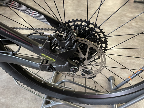 GT Sensor 29" Carbon Elite