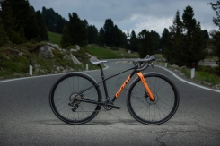 Giant Seek 2 Abyss Black