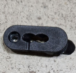 Giant Internal Cable Routing Port Plug (2 Hole 4.2mm/4.2mm)